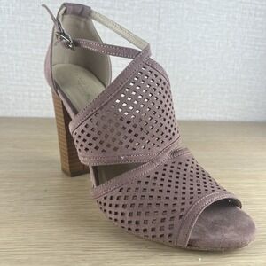 Charlotte Russe Marla Blush Cutout Heels Peep Toe Block Sandals Size 8 Feminine